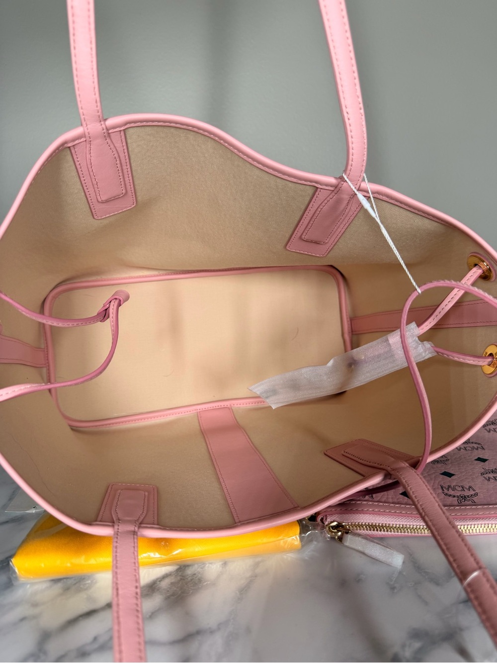 MCM Liz Shopper In Visetos pink TOTE - Picture 6 of 15